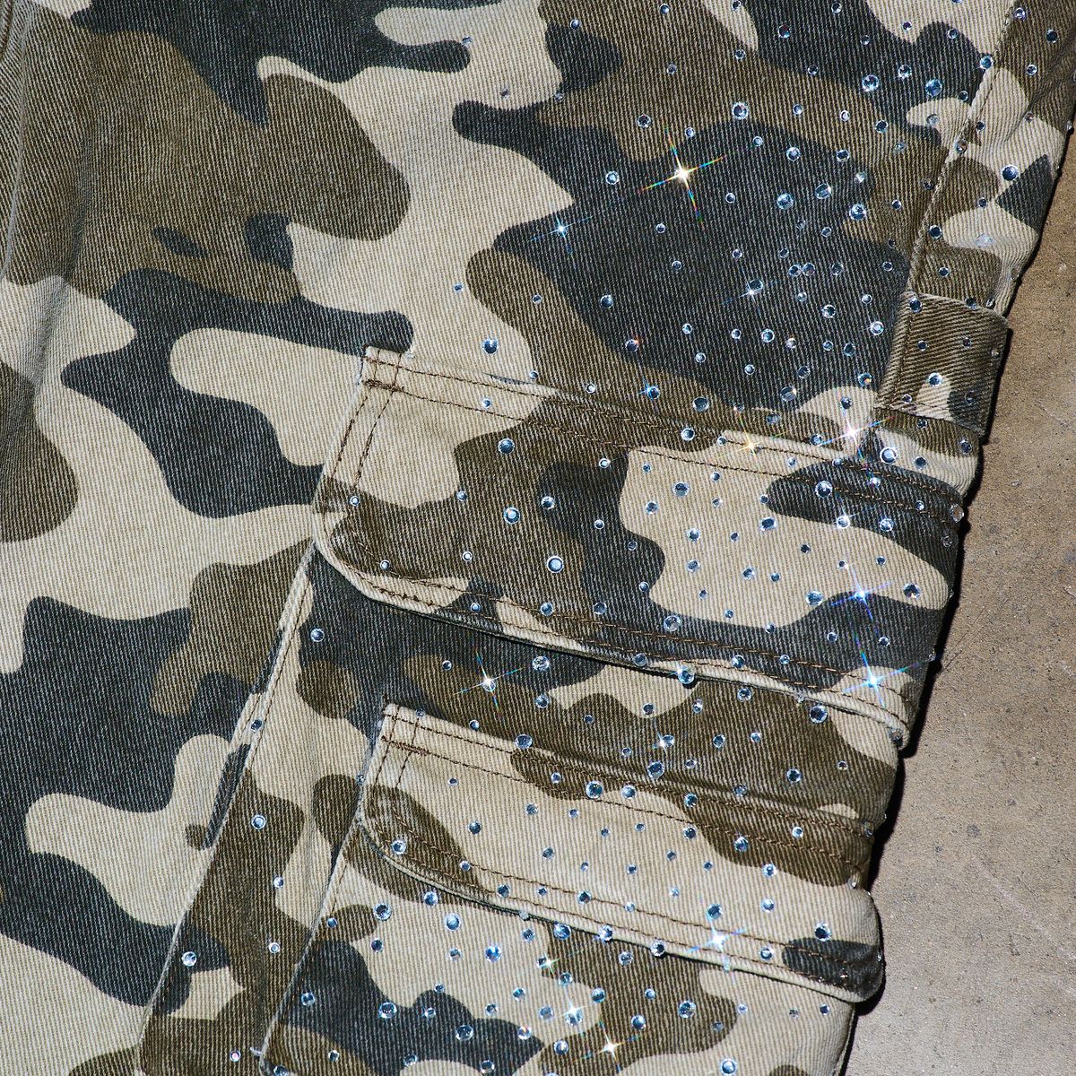 Duaa "creative" Green Camo Cargo Shorts - CAMO