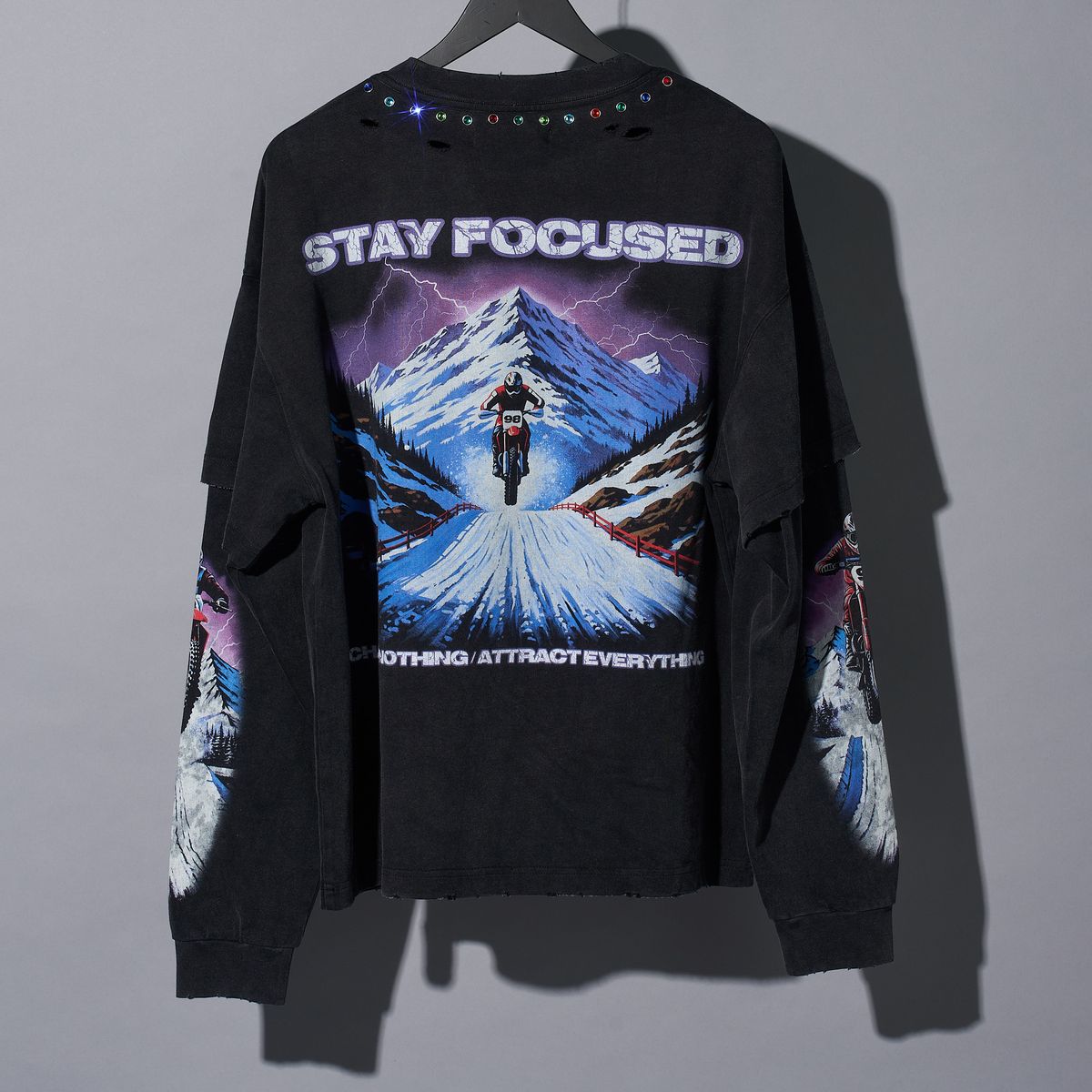 Duaa Focused Ls Tee Shirt - BLACK