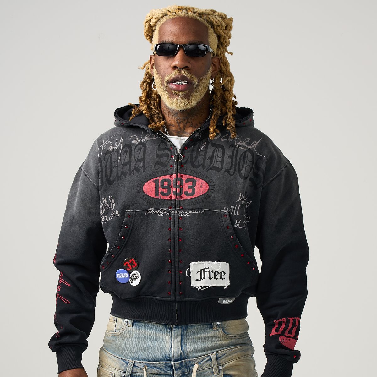 Duaa Stamp Hoodie - BLACK