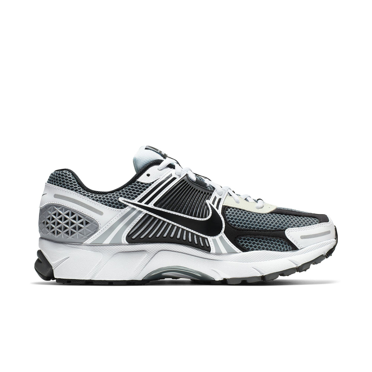 Men&#39;s Nike Zoom Vomero 5 SE SP - DARK GREY/BLACK-WHITE-SAIL