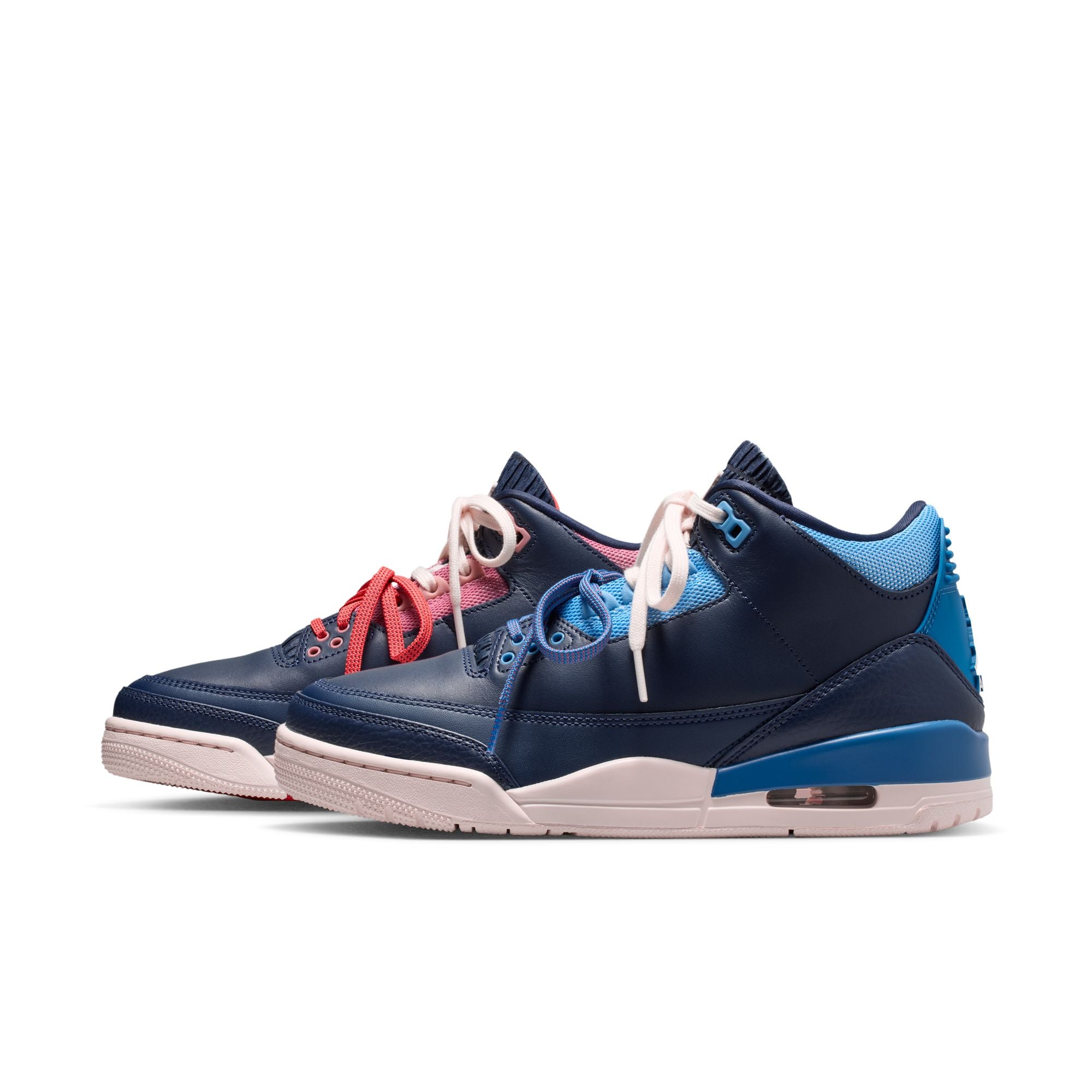 Women's Air Jordan 3 Retro "Sport Renaissance" - OBSIDIAN/CHALK-TRACK RED