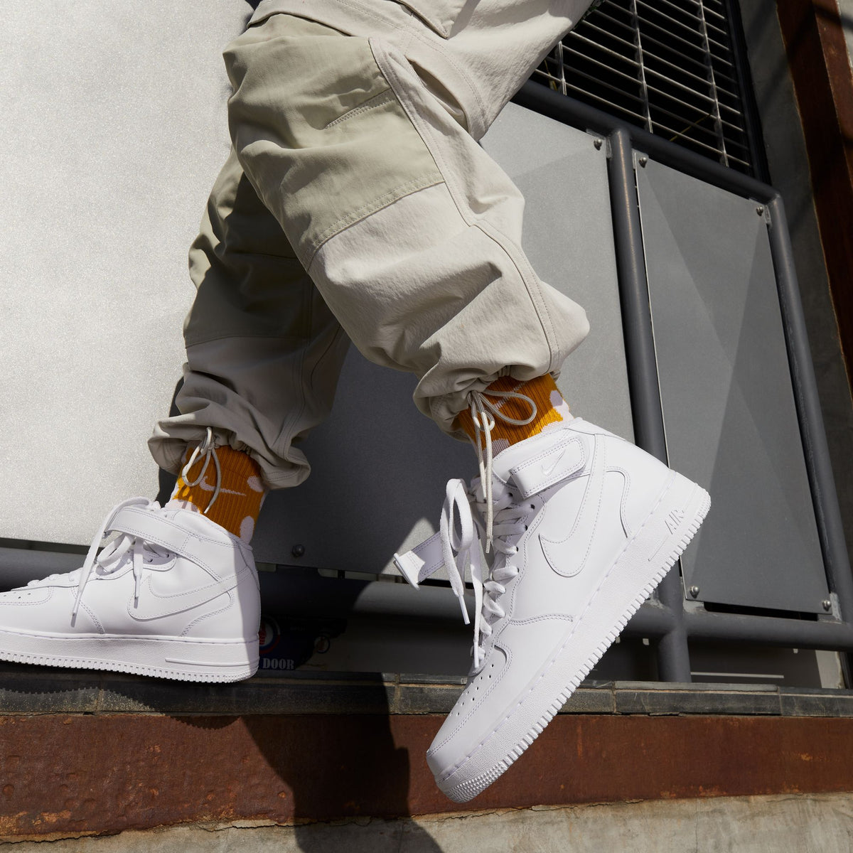 Men&#39;s Nike Air Force 1 Mid &#39;07 - WHITE/WHITE