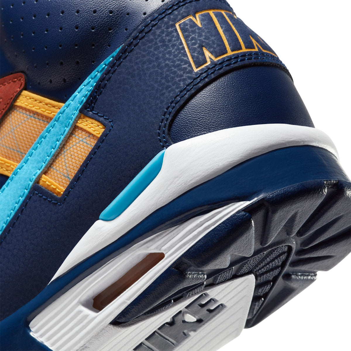 Men&#39;s Nike Air Trainer SC High - BLUE VOID/BLUE FURY-RUGGED ORANGE