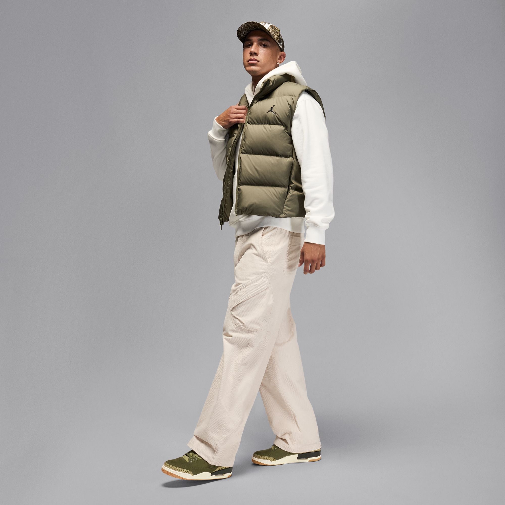 Men's Air Jordan 3 Retro "Family Affair" - MEDIUM OLIVE/SEQUOIA-NEUTRAL OLIVE-SAIL