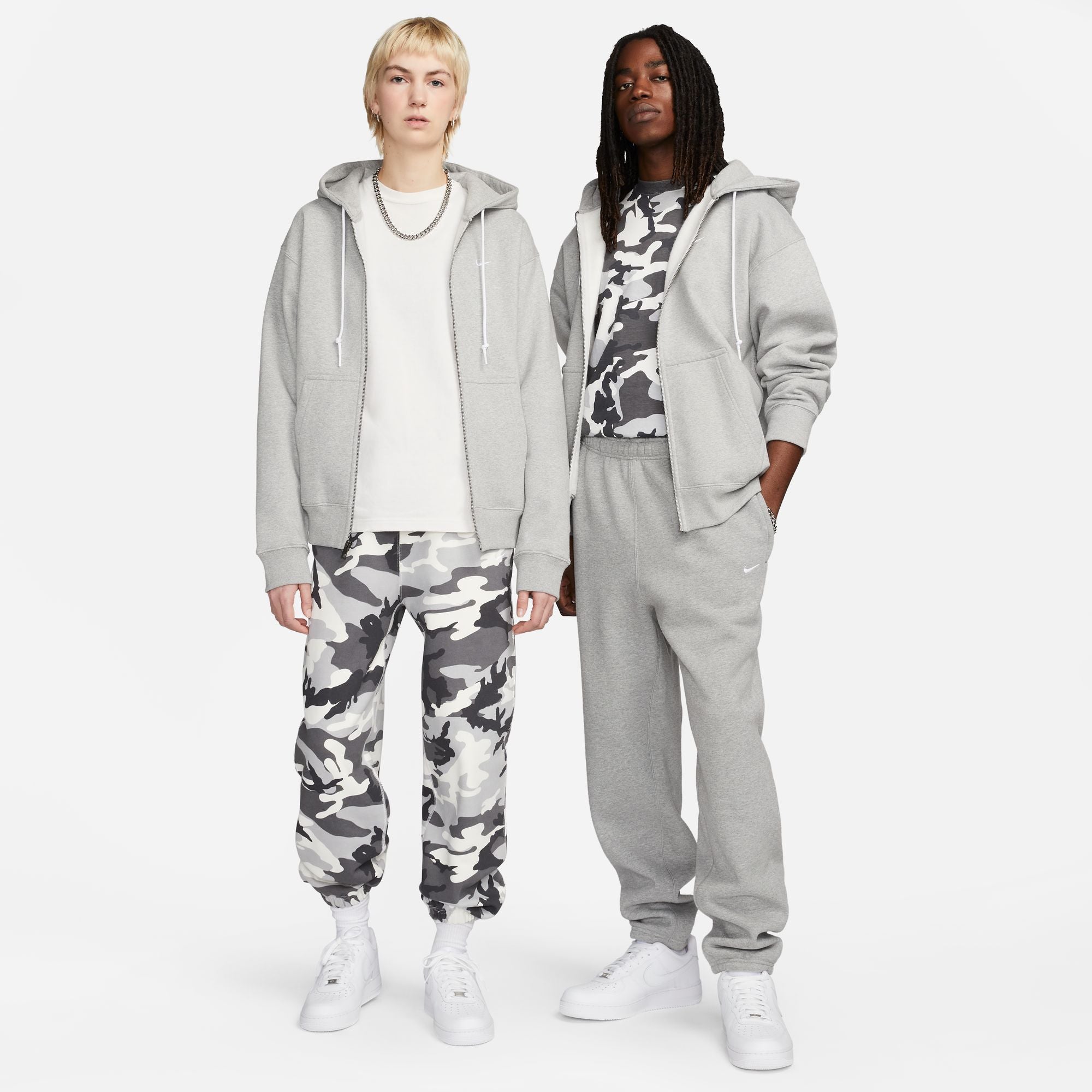 Nike Solo Swoosh
 Hoodie - DK GREY HEATHER/WHITE