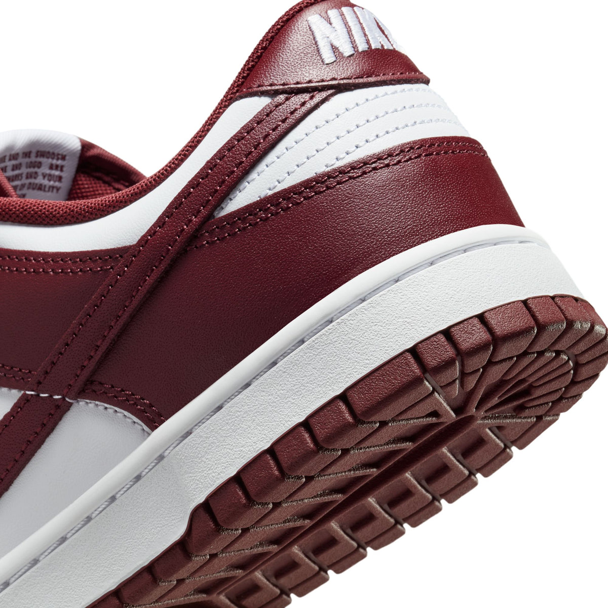 Men&#39;s Nike Dunk Low Retro - WHITE/REDWOOD-GYM RED