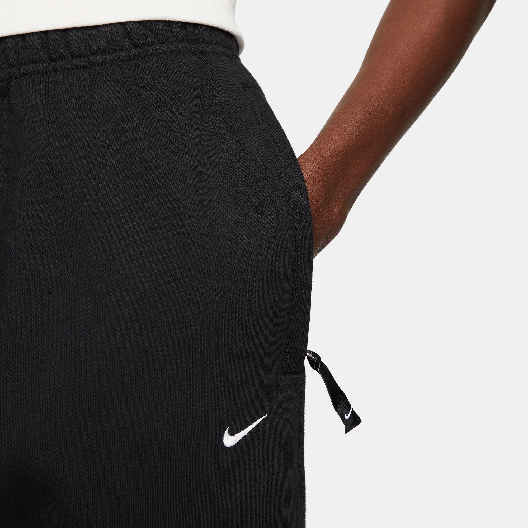 Men's Nike Solo Swoosh Pants - BLACK/WHITE
