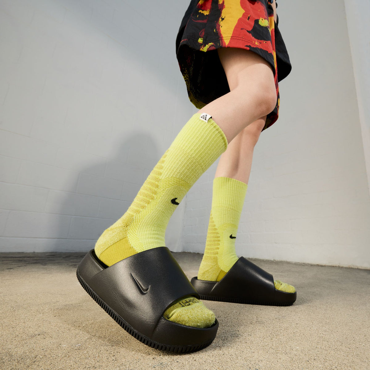 Women&#39;s Nike Calm Slide - BLACK/BLACK