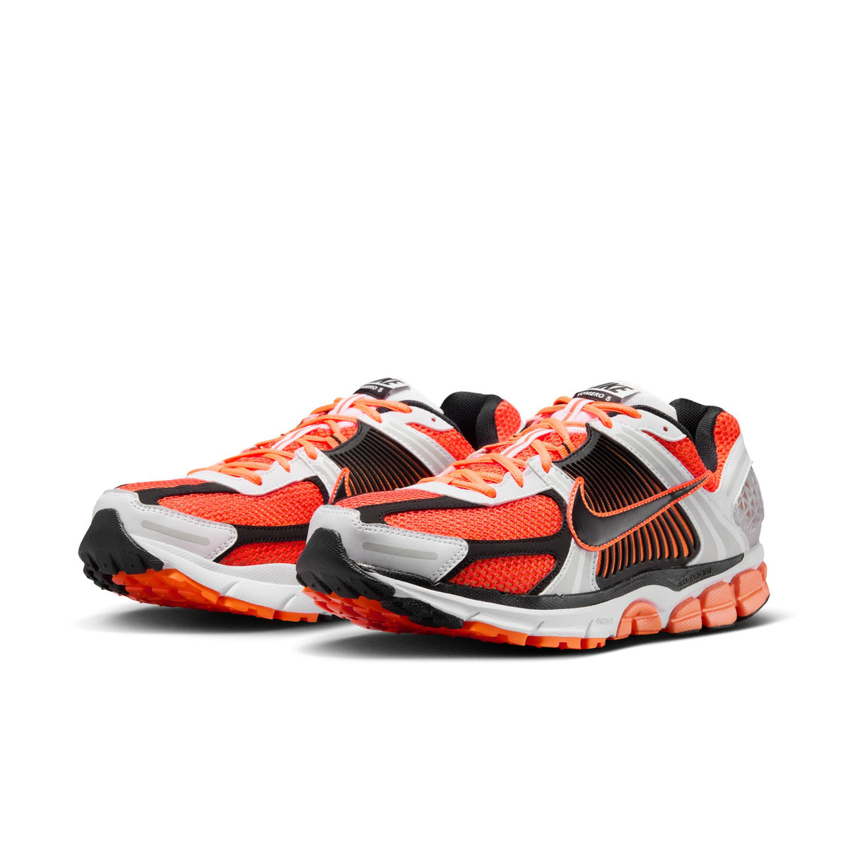 Men&#39;s Nike Zoom Vomero 5 - TOTAL ORANGE/BLACK-WHITE-MTLC PLATINUM