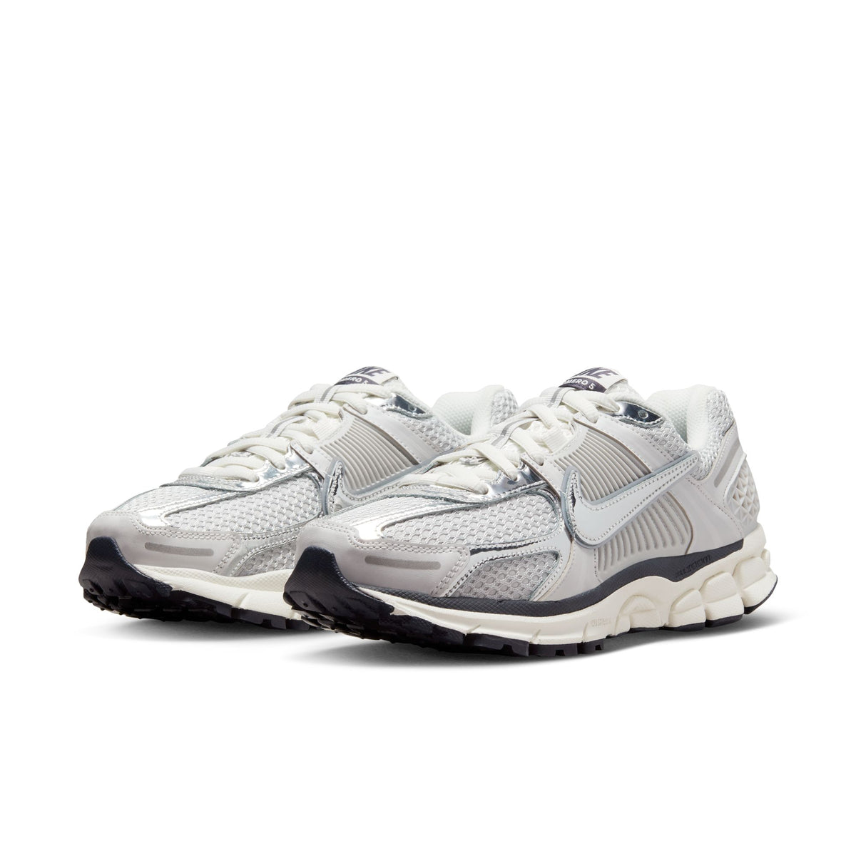 Women&#39;s Nike Zoom Vomero 5 - PHOTON DUST/CHROME-GRIDIRON-SAIL