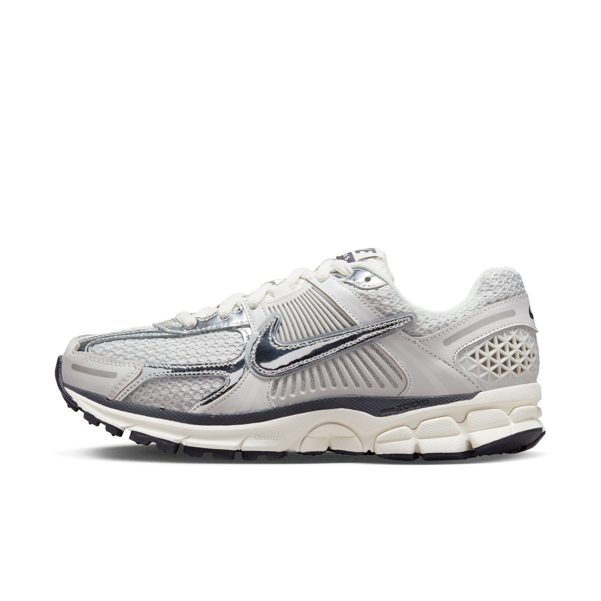 Women&#39;s Nike Zoom Vomero 5 - PHOTON DUST/CHROME-GRIDIRON-SAIL