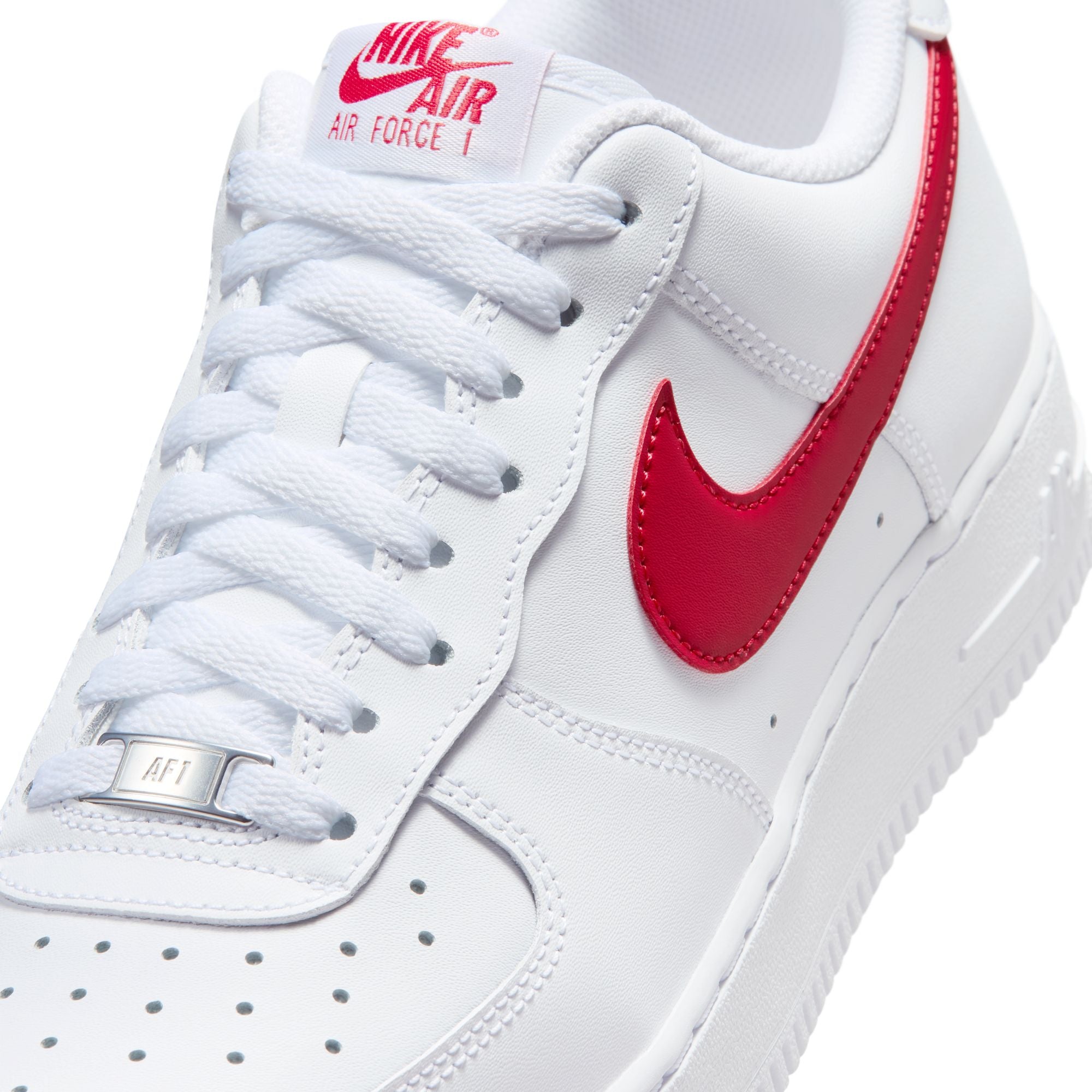 Men's Nike Air Force 1 '07
- WHITE/UNIVERSITY RED