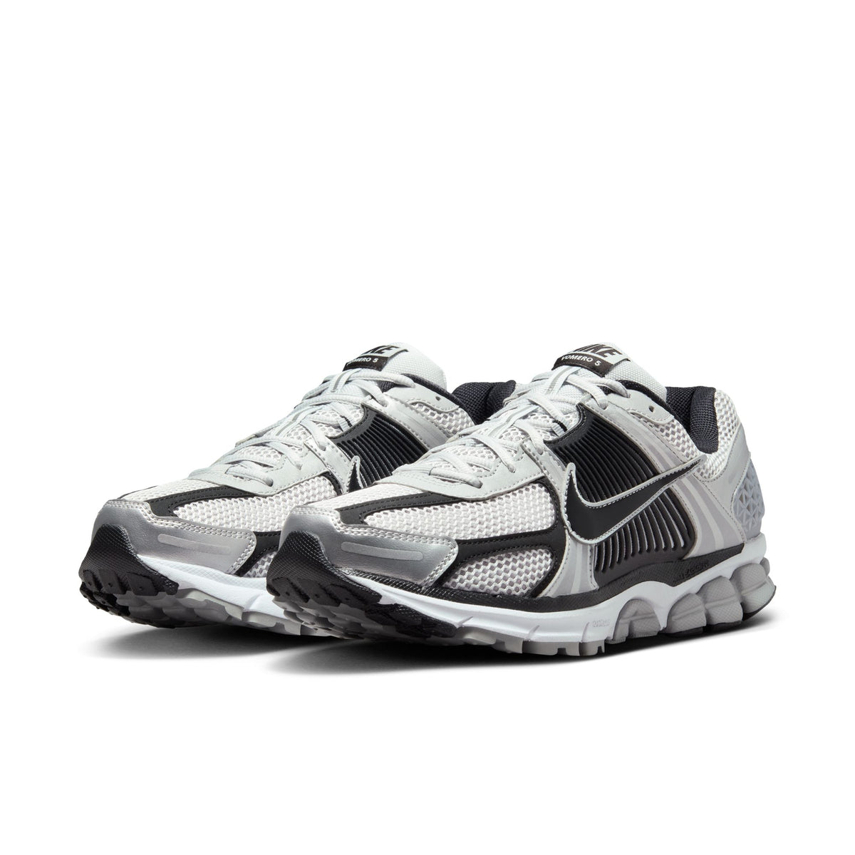 Men&#39;s Nike Zoom Vomero 5 - METALLIC SILVER/BLACK-PURE PLATINUM