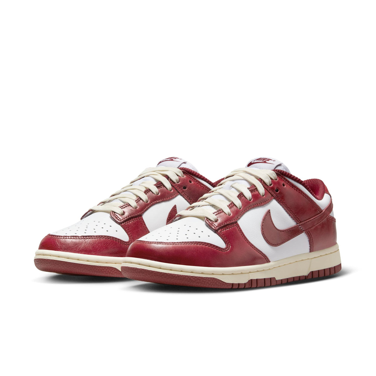 Women&#39;s Nike Dunk Low - WHITE/TEAM RED-COCONUT MILK