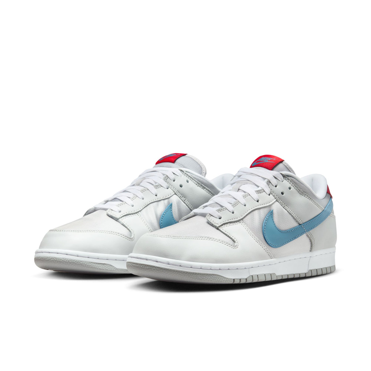 Men&#39;s Nike Dunk Low - METALLIC SILVER/AEGEAN STORM