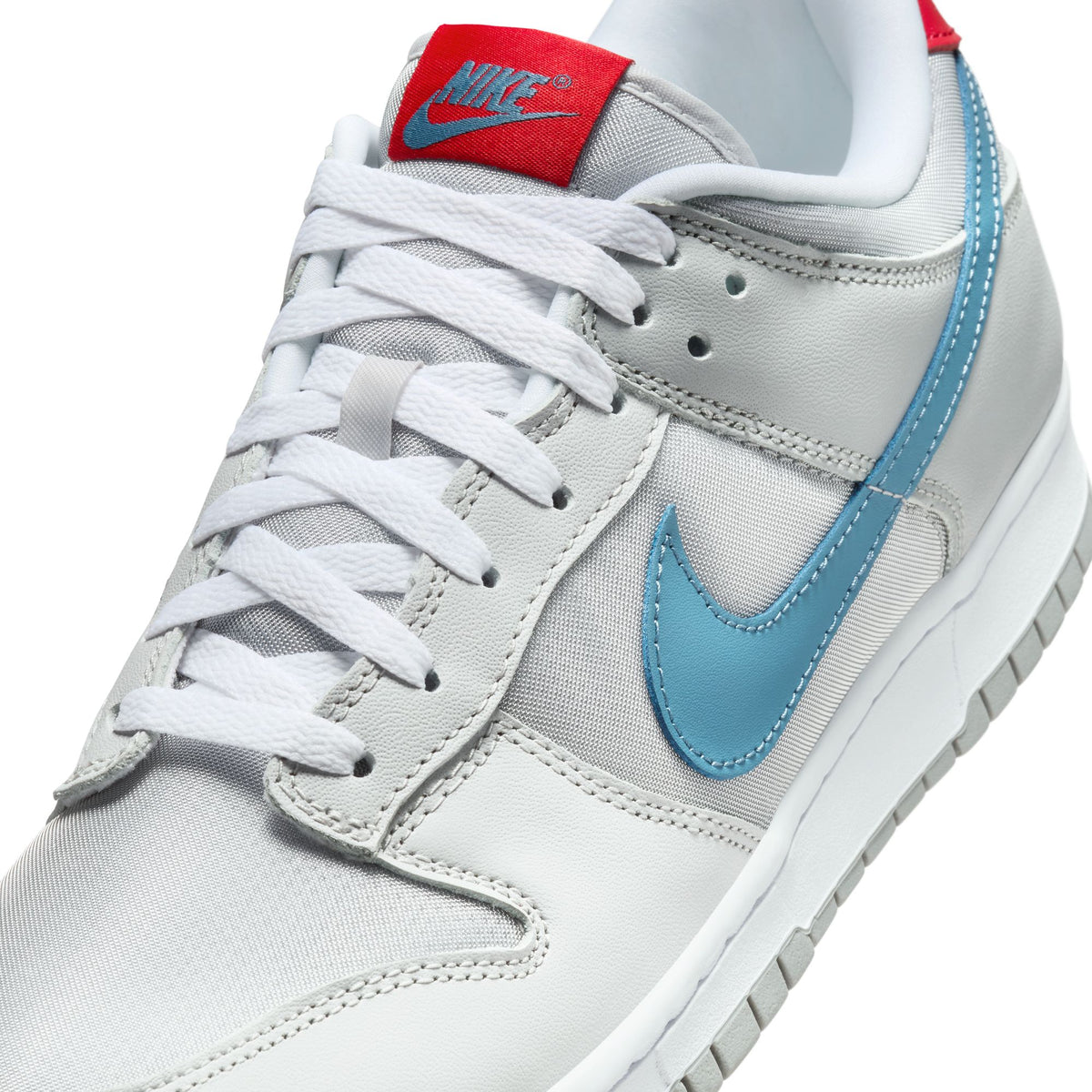 Men&#39;s Nike Dunk Low - METALLIC SILVER/AEGEAN STORM