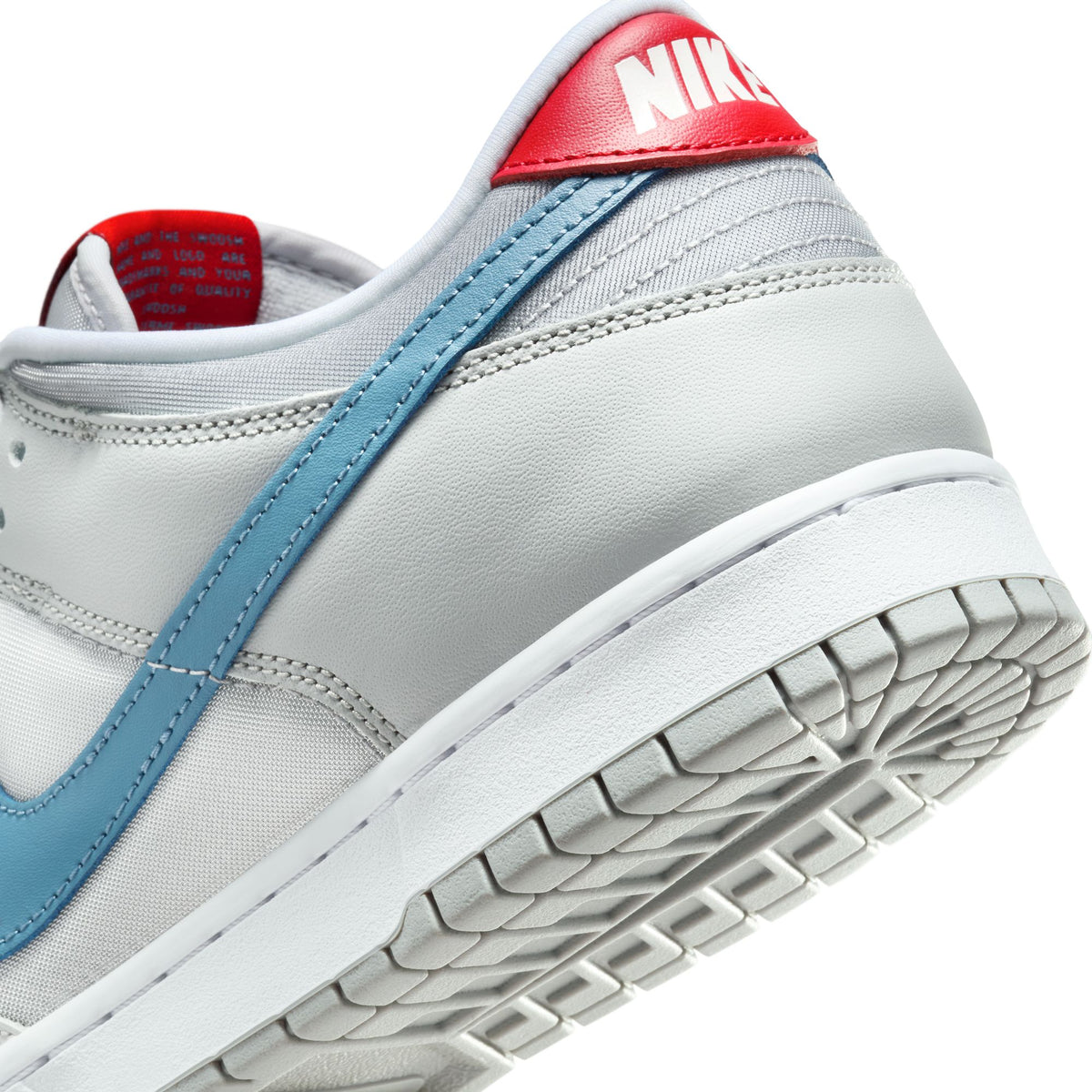 Men&#39;s Nike Dunk Low - METALLIC SILVER/AEGEAN STORM