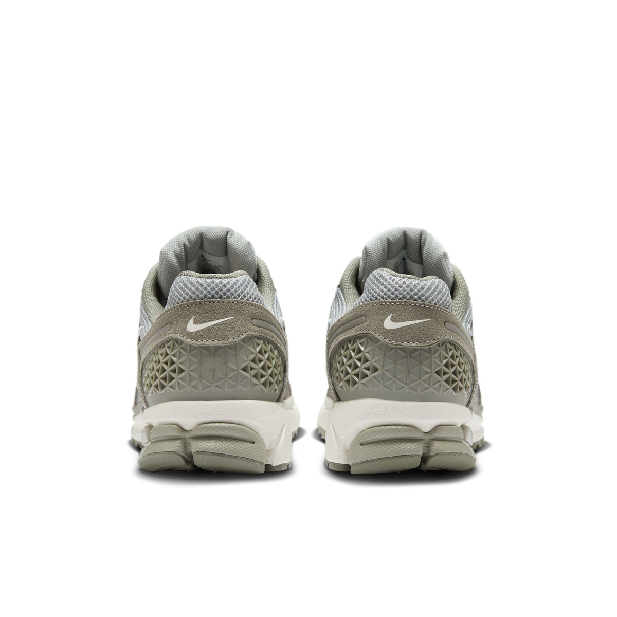 Men&#39;s Nike Zoom Vomero 5 - DARK STUCCO/PHANTOM-LT SMOKE GREY