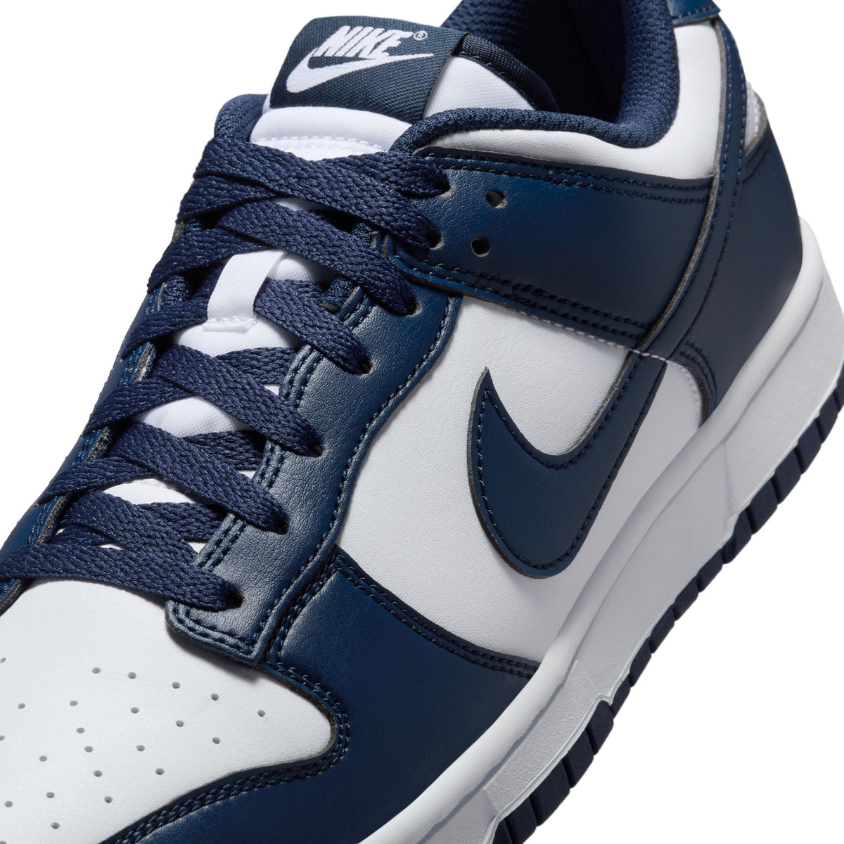 Men&#39;s Nike Dunk Low Retro - WHITE/MIDNIGHT-NAVY