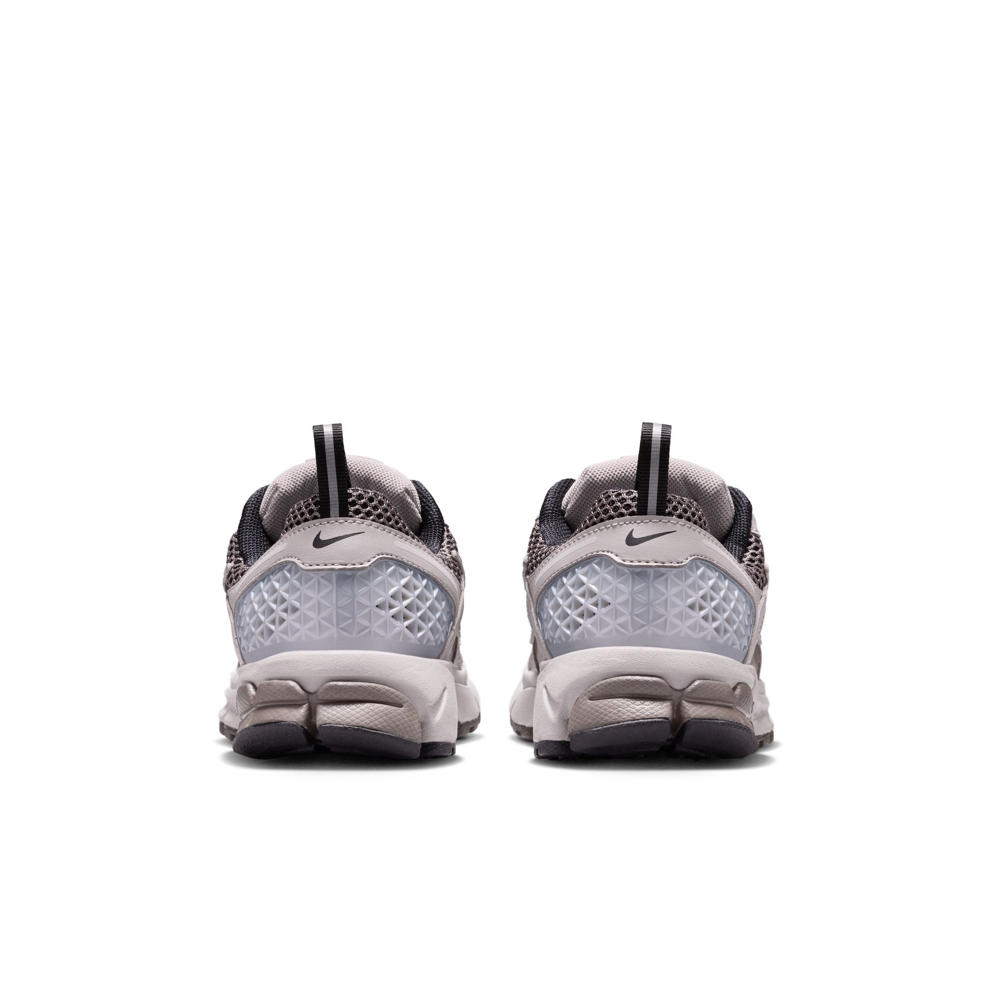 Nike Vomero 5 GS - COLLEGE GREY/BLACK-CAVE STONE