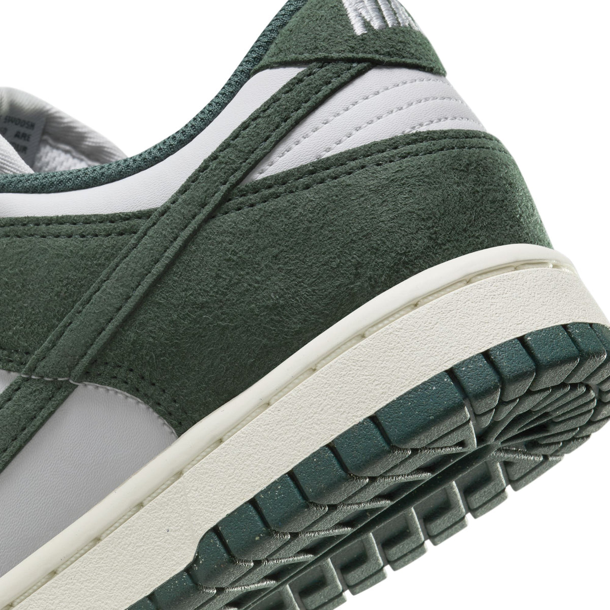 Women&#39;s Nike Dunk Low - PHOTON DUST/VINTAGE GREEN-SAIL-WHITE