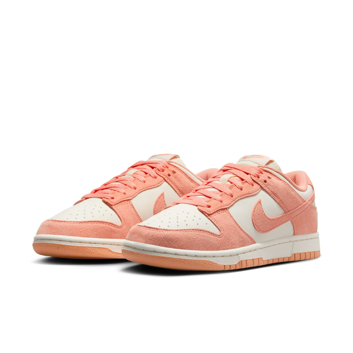 Women&#39;s Nike Dunk Low- SOFT PEARL/APRICOT AGATE-WHITE