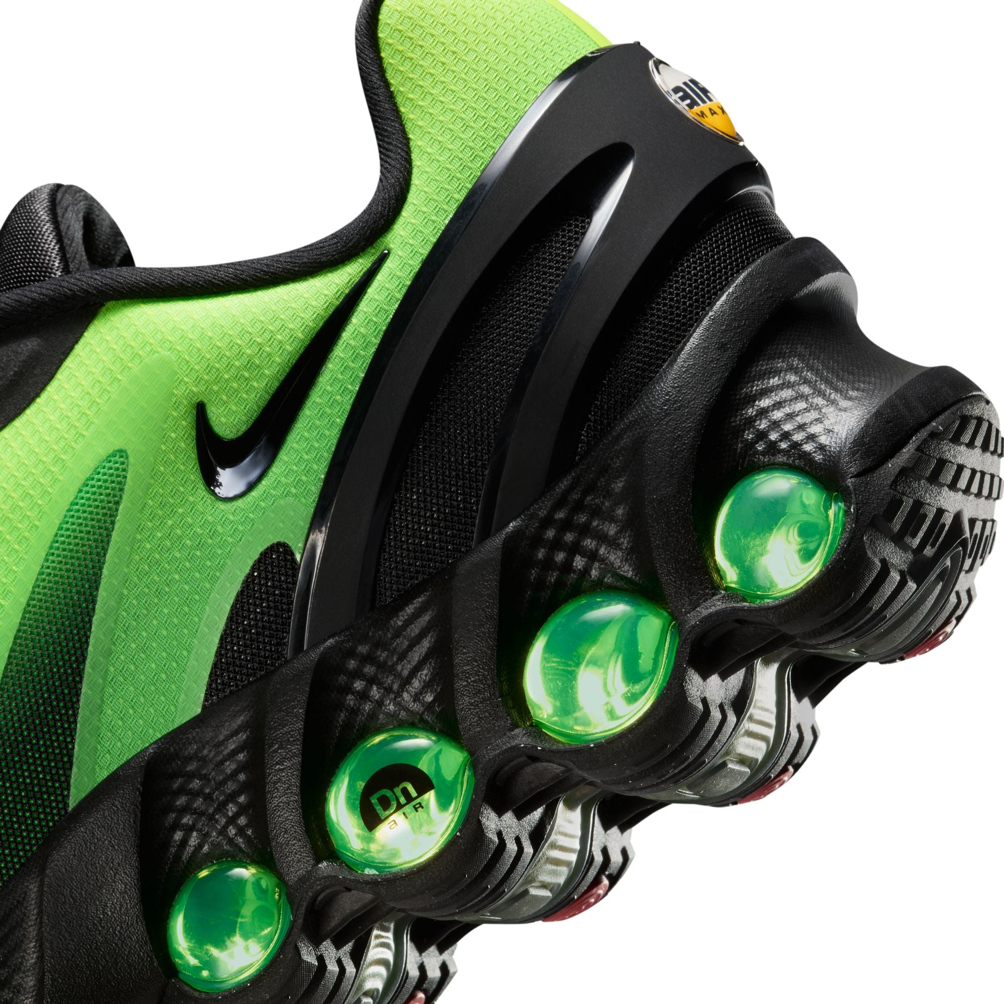 Men's Nike Air Max Dn8 - BLACK/BLACK-GREEN STRIKE-VOLT