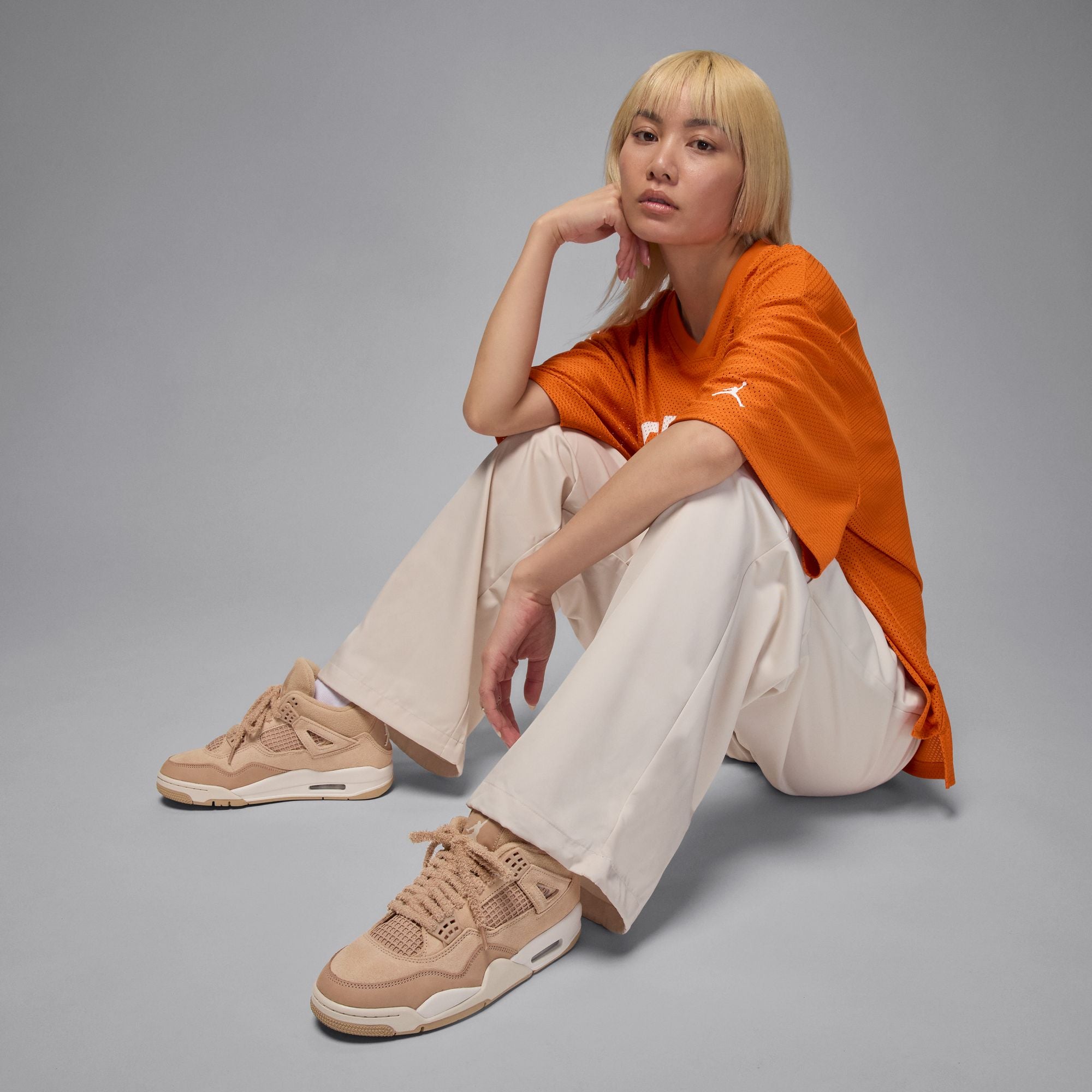 Women's Air Jordan 4 Retro - HEMP/LT OREWOOD BRN