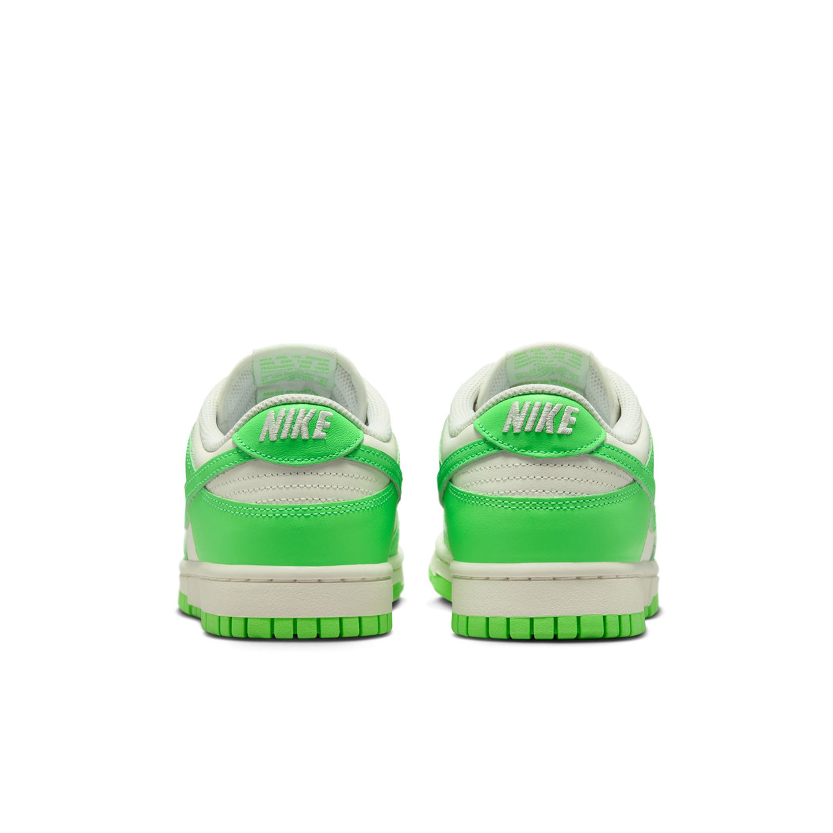 Women&#39;s Nike Dunk Low - SAIL/GREEN STRIKE