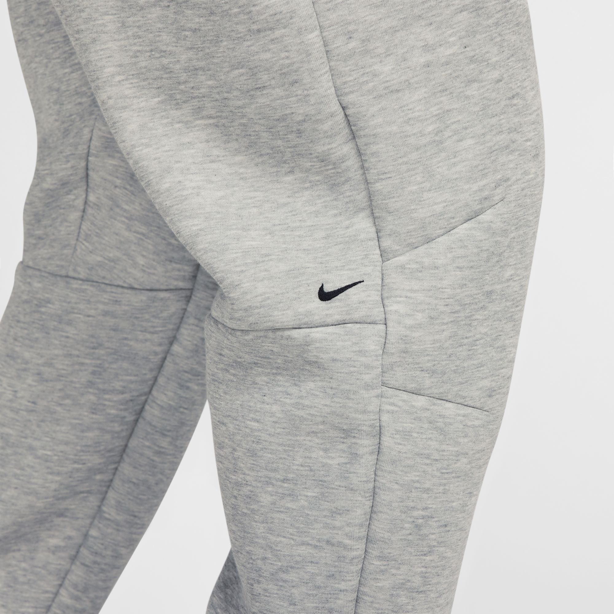 Men's Nike Fleece Joggers
- DK GREY HEATHER/BLACK