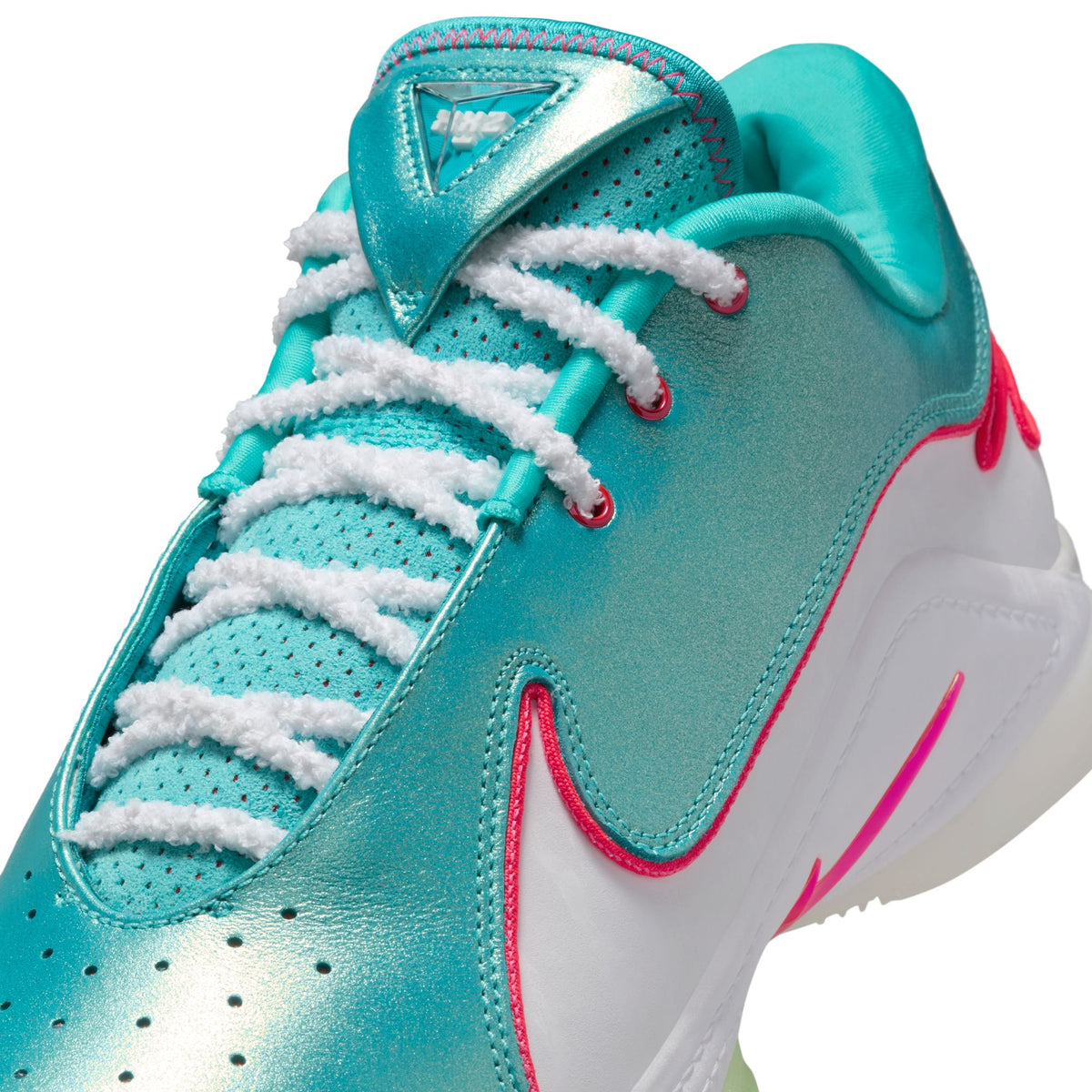 Men&#39;s LeBron XXII &quot;Limelight&quot; - SOLAR RED/DUSTY CACTUS-WHITE-VAPOR GREEN