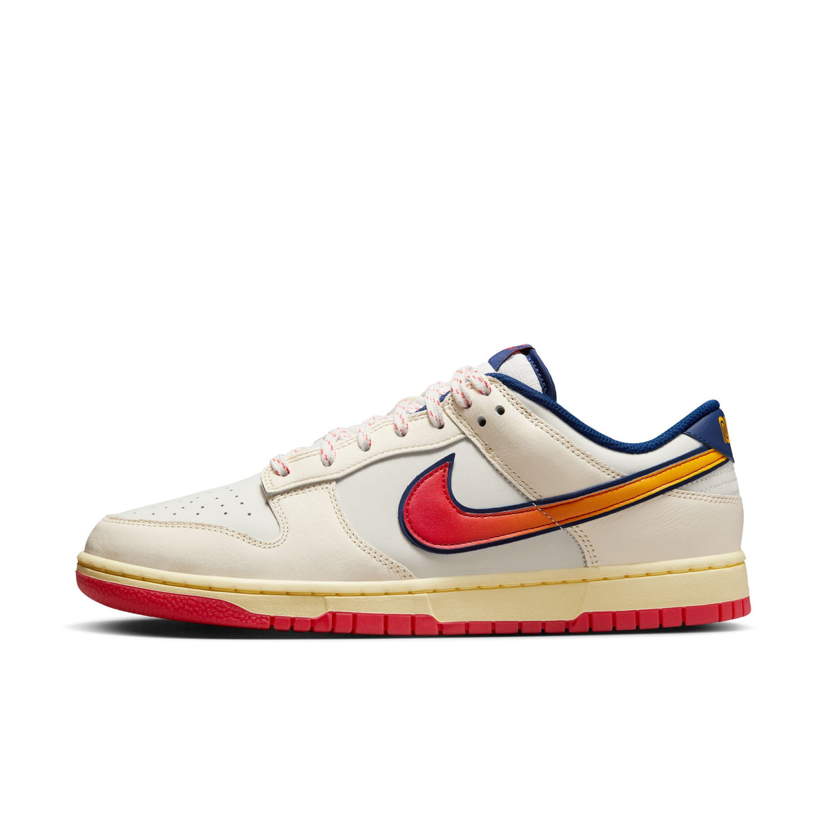 Men&#39;s Nike Dunk Low Retro SE - PALE IVORY/LT CRIMSON-SAIL