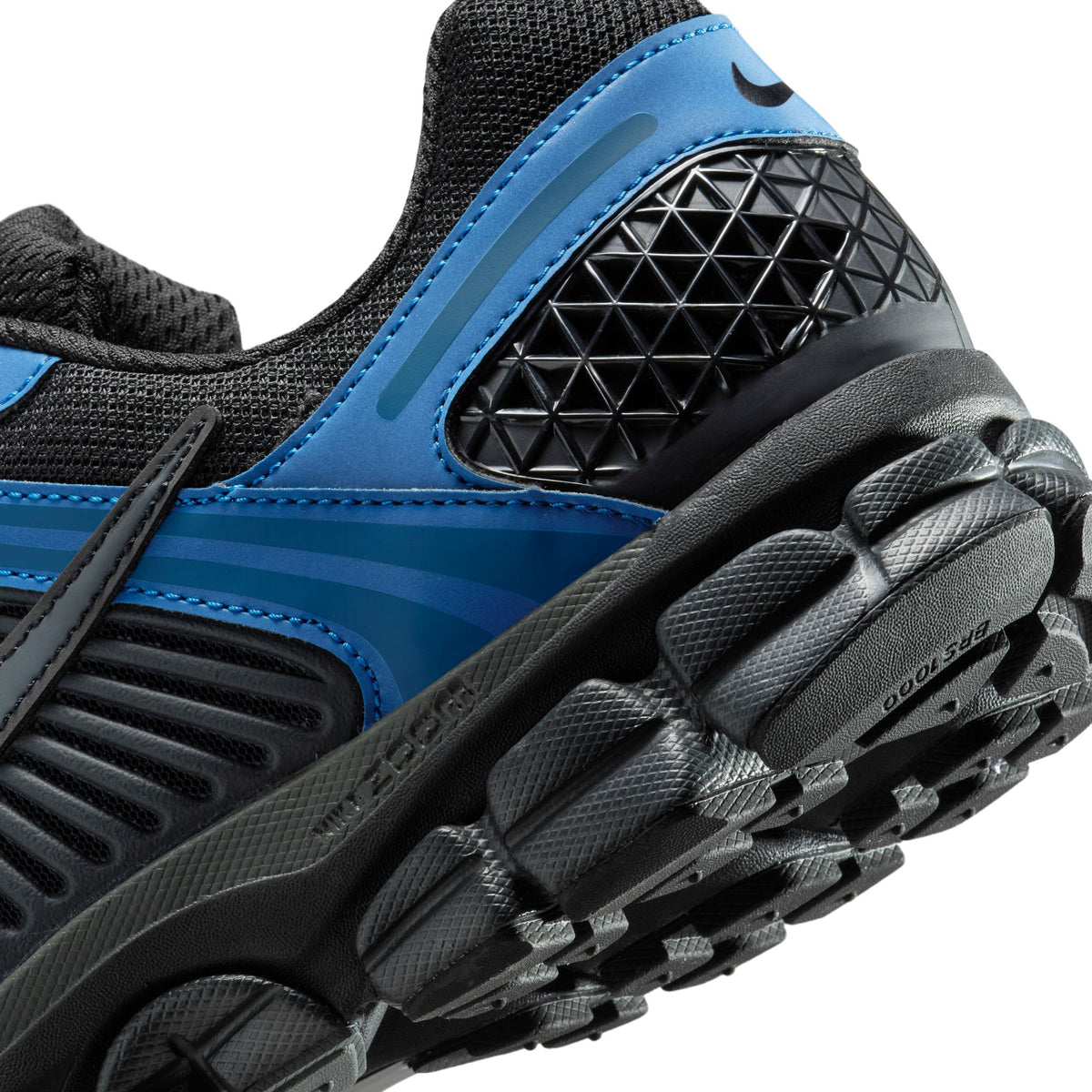 Men&#39;s Nike Zoom Vomero 5 - BLACK/BLACK-COURT BLUE-ANTHRACITE