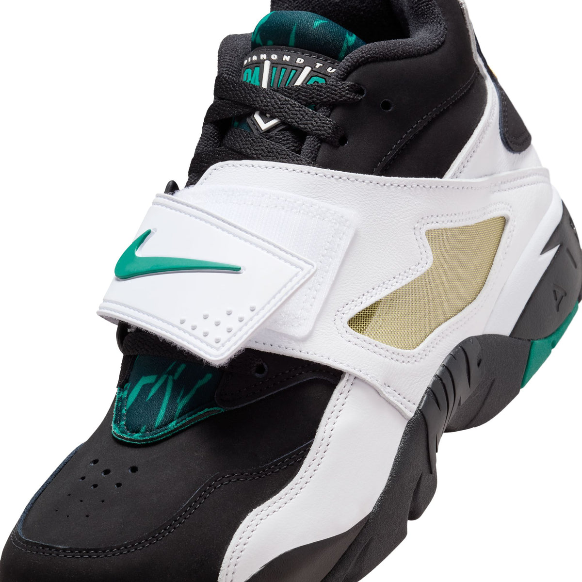 Men&#39;s Nike Air Diamond Turf 93 - BLACK/MYSTIC GREEN-WHITE-GOLDEN TUSSAH