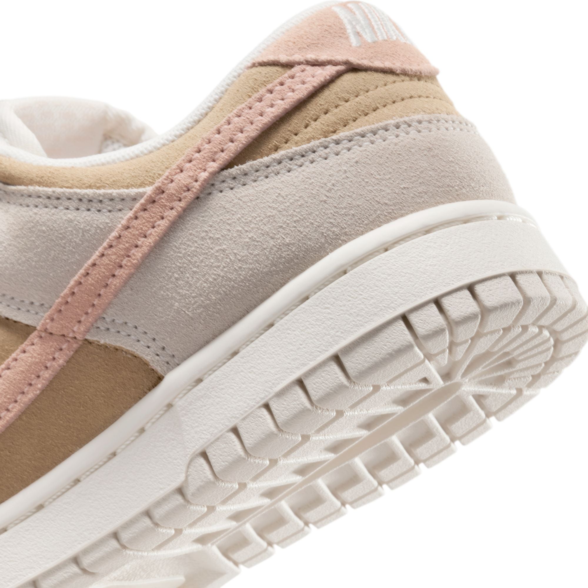 Women's Nike Dunk Low - PHANTOM/WASHED CORAL-PARACHUTE BEIGE