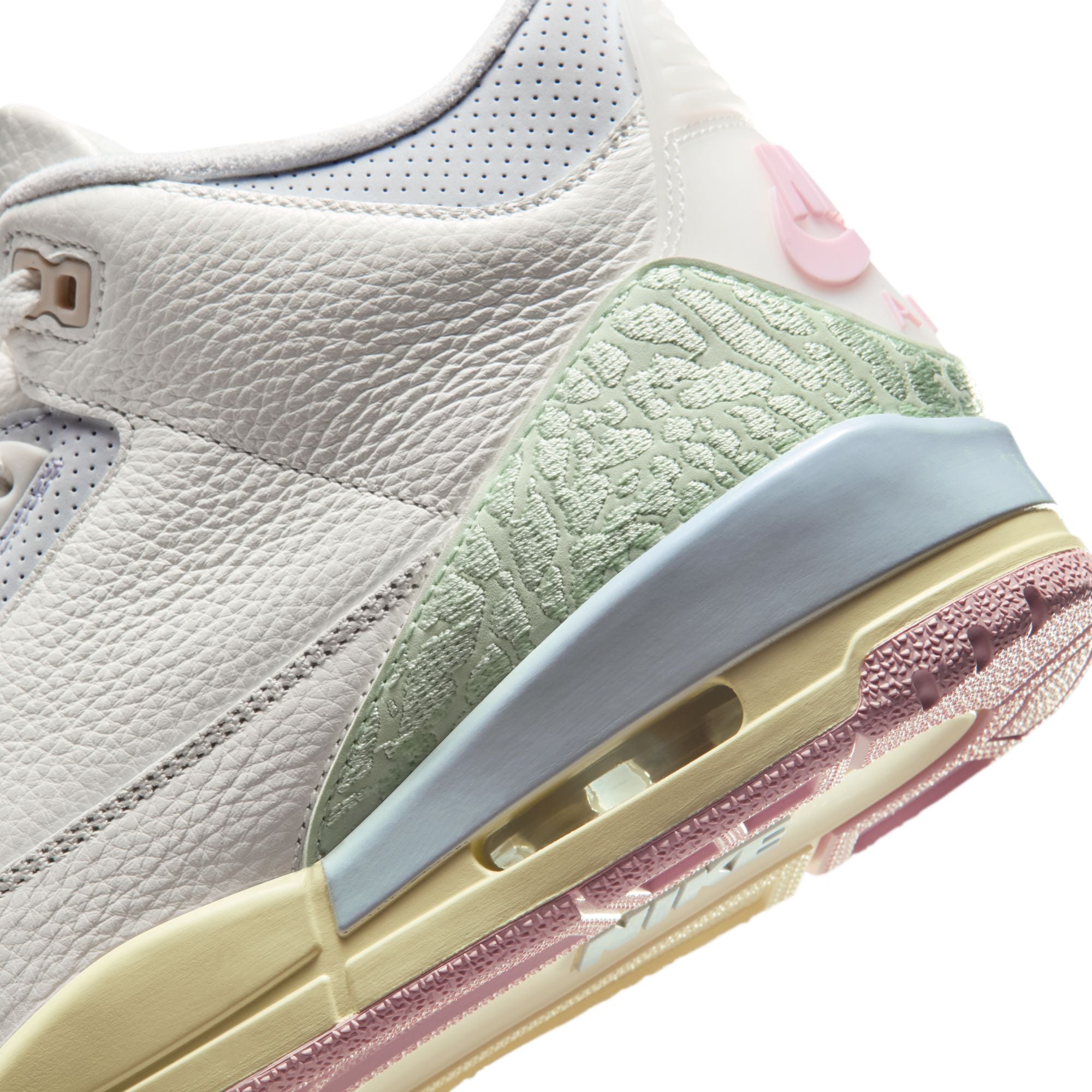 Men's Air Jordan 3 Retro "Sail and Jade Aura" - SAIL/JADE AURA-AURA-ICED CARMINE