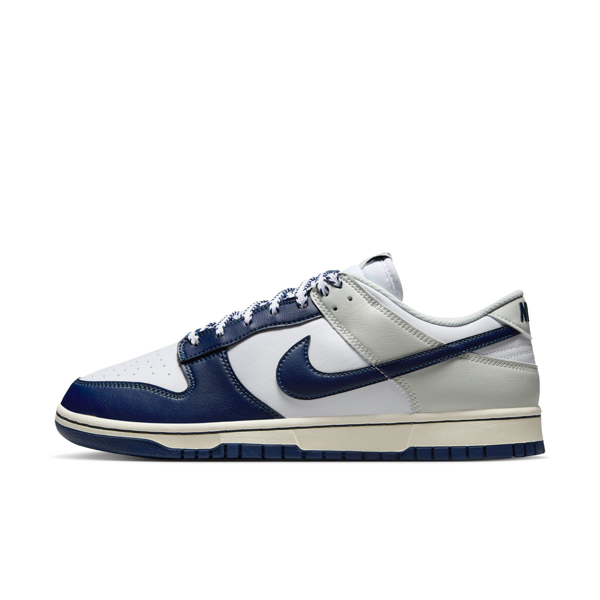 Men&#39;s Nike Dunk Low Retro - WHITE/MIDNIGHT NAVY-PHOTON DUST