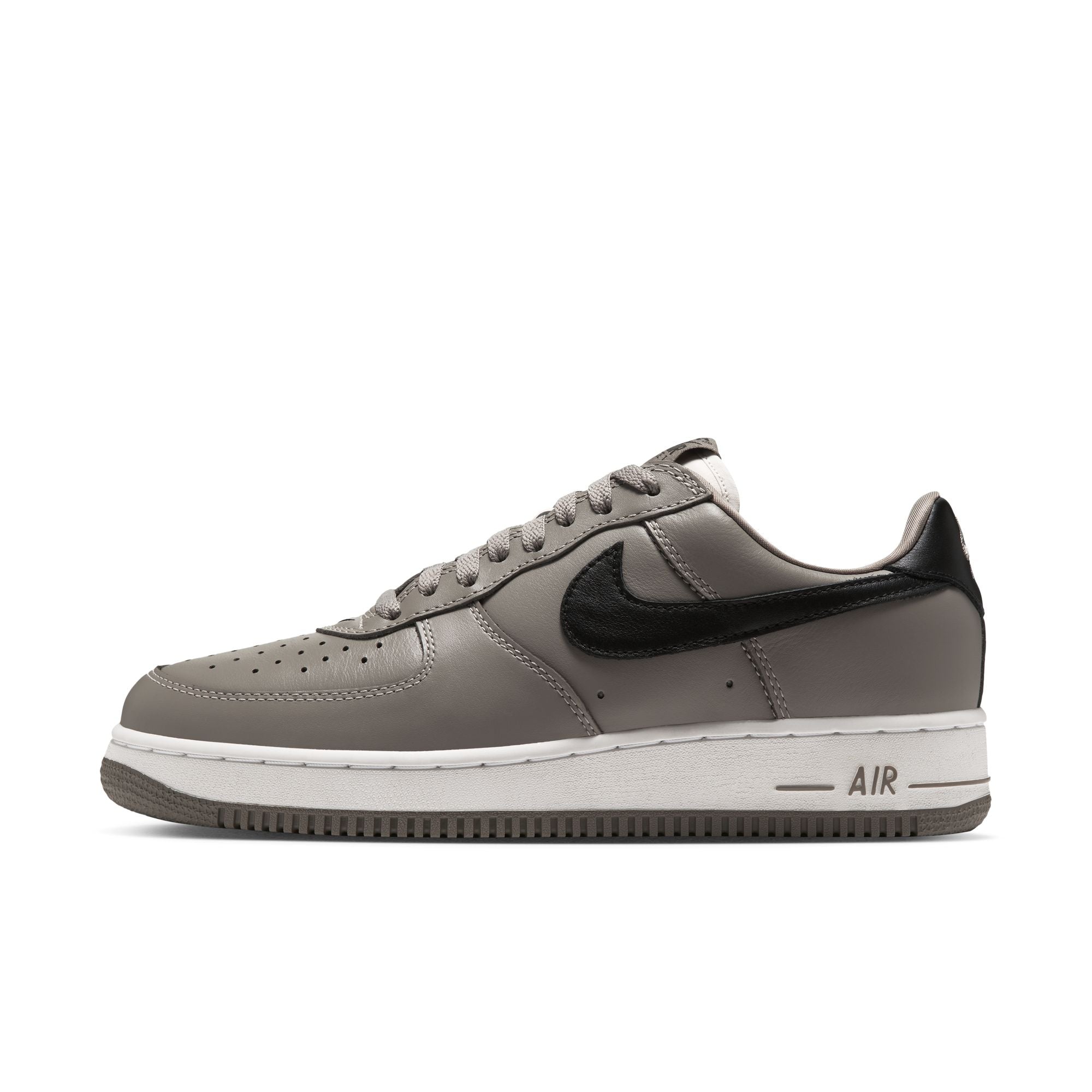 Men's Nike Air Force 1 '01 - LIGHT ARMY/BLACK-SAIL