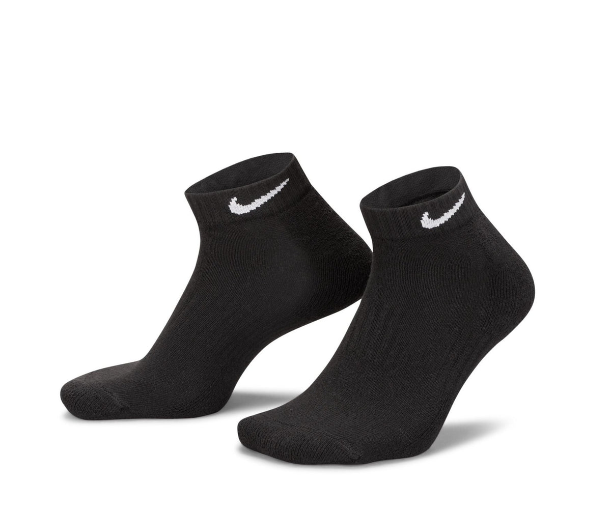 Men&#39;s Nike Socks Low Mid Cut- BLACK