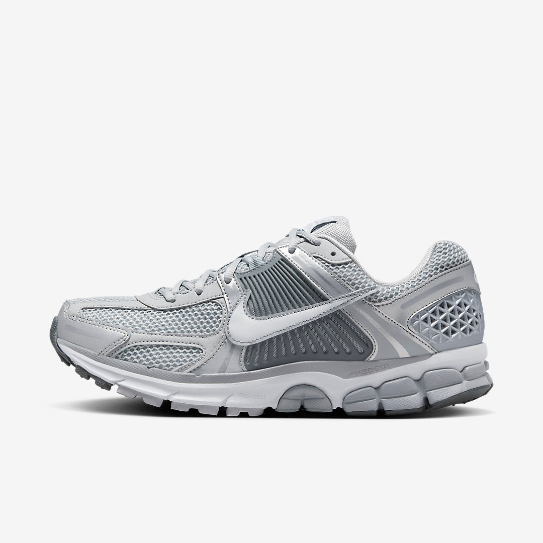 Men&#39;s Nike Zoom Vomero 5 - WOLF GREY/WHITE-METALLIC SILVER