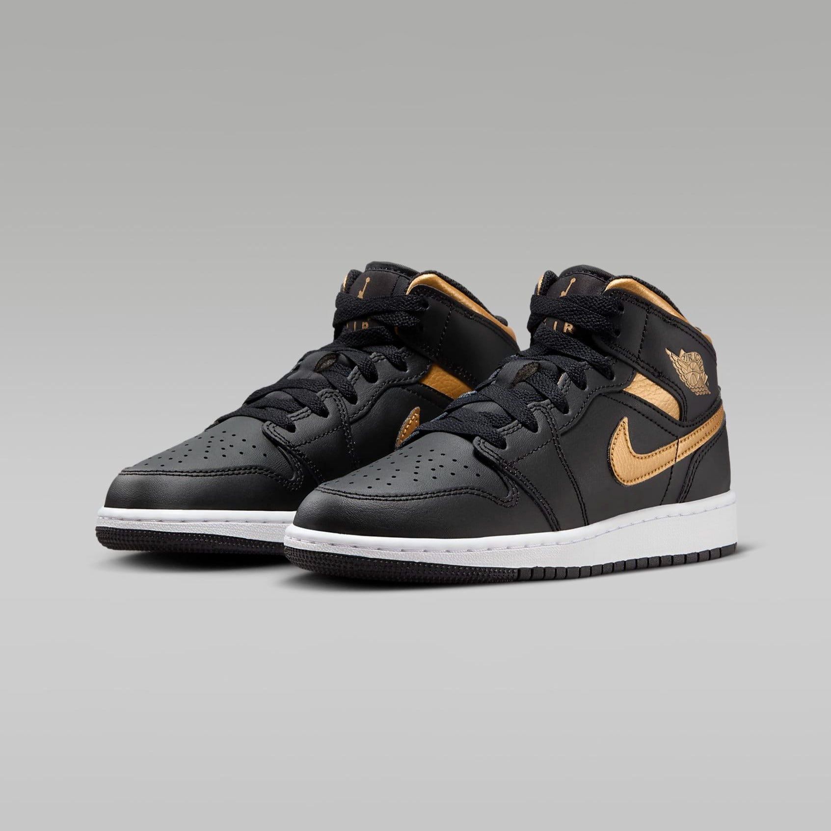 Air jordan 1 mid black university gold online