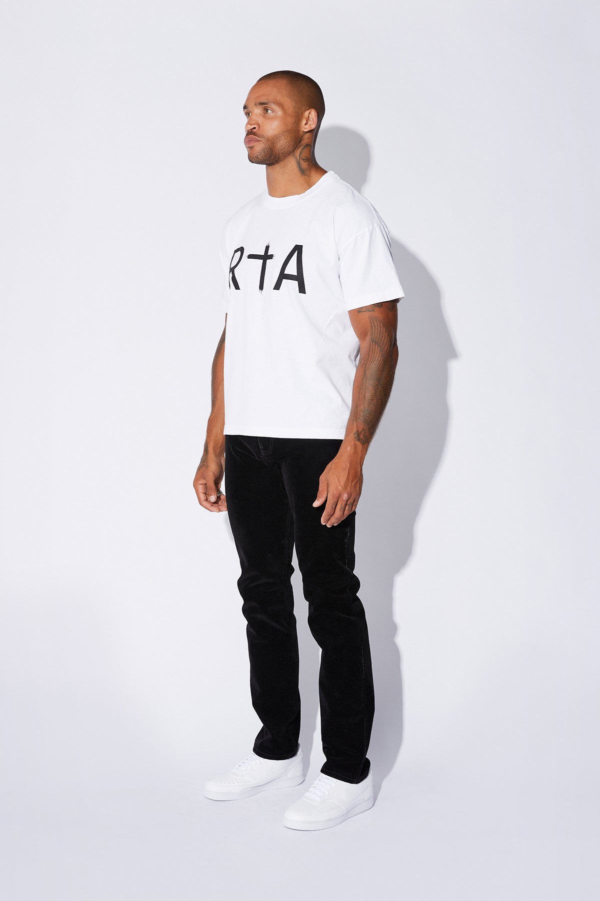 RTA Liam Tee Black Front Logo Tee - WHITE