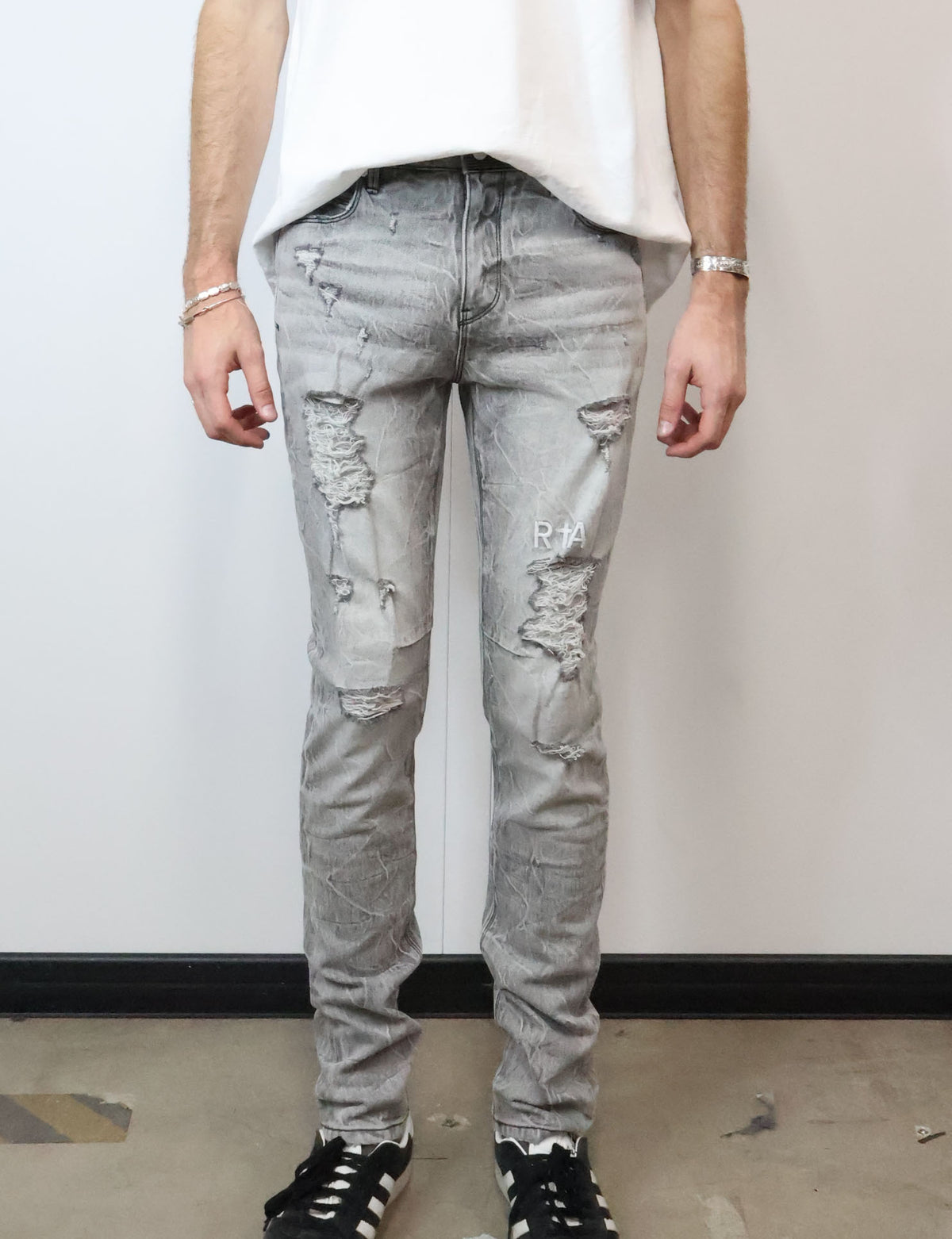 RTA Bryant Luna Grey Jeans - LUNA GREY